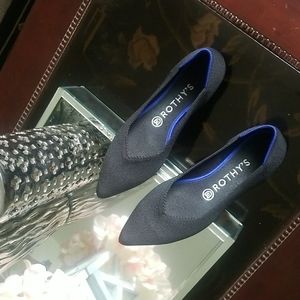 ROTHY'S 'the point' black pointed flats size w8